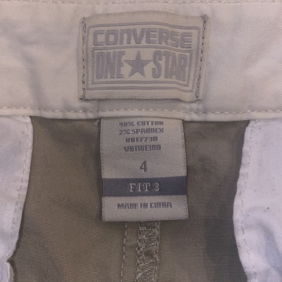 Converse One Star khakis.  Women’s size 4. - Picture 7 of 7
